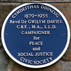 Revd Dr Gwilym Davies Plaque